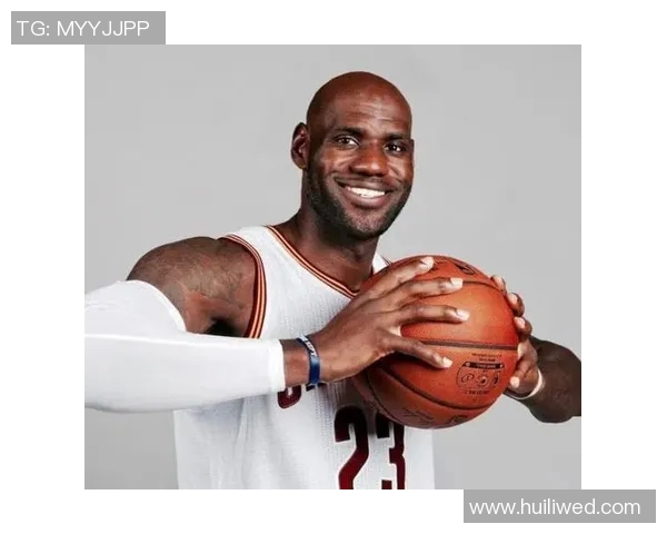 足球界秃顶球星盘点那些顶着光头依旧闪耀的传奇人物 足球界秃顶球星盘点那些顶着光头依旧闪耀的传奇人物